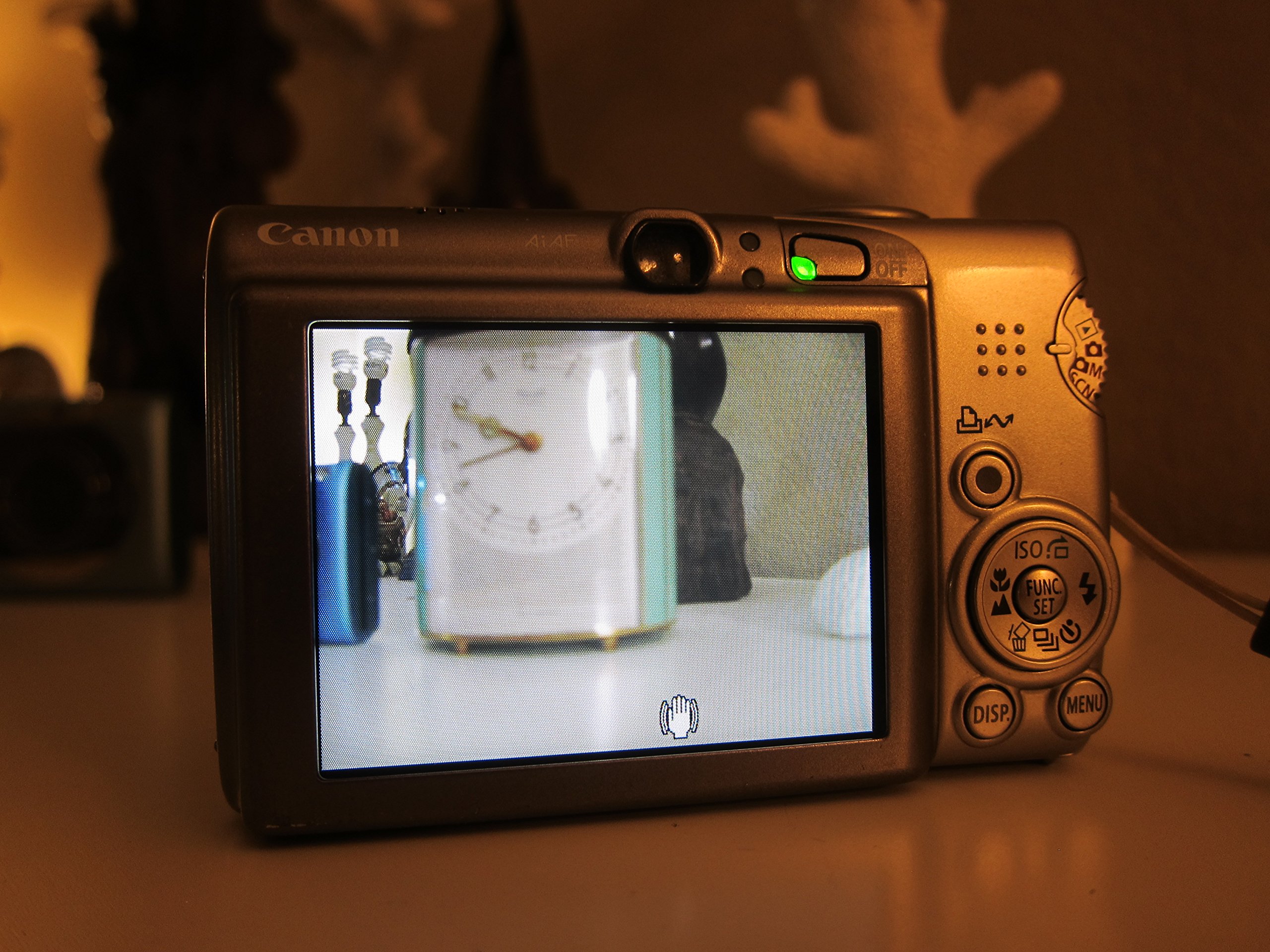 Canon PowerShot SD850 IS ジャンク 動作未確認品 Amazon.com : Canon PowerShot SD850 IS 8.0 MP Digital Elph Camera